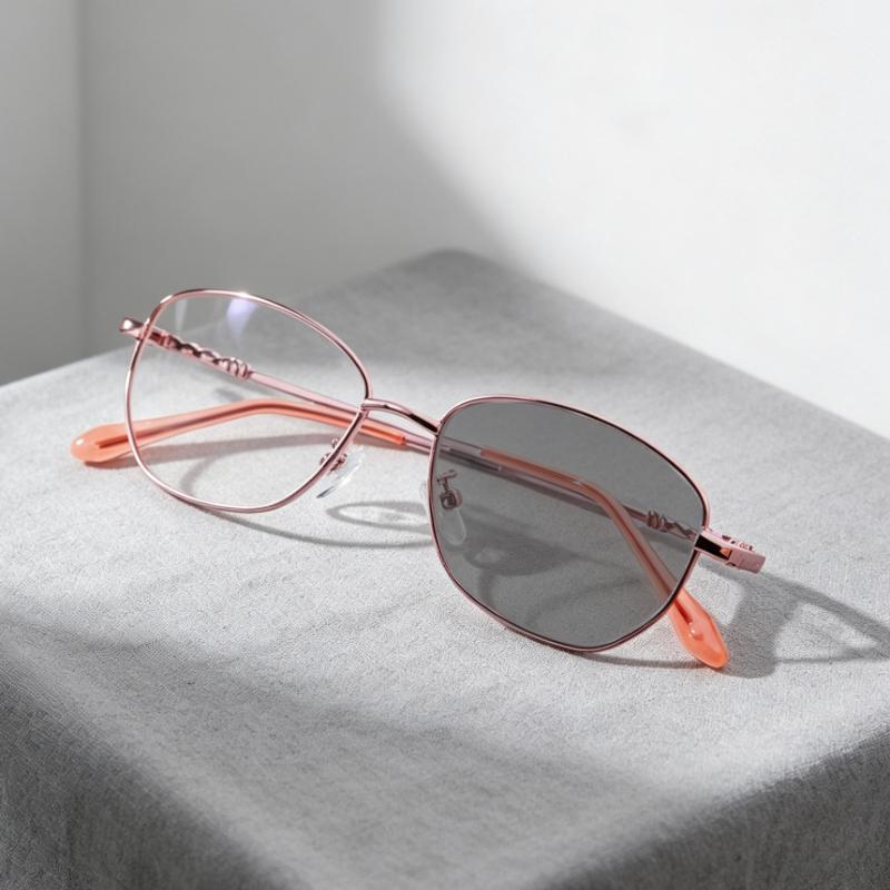 2026 New Womens Ultra Light Metal Frame Photochromic Presbyopia Glasses Fashion High Definition Comfort Reading Eyewear