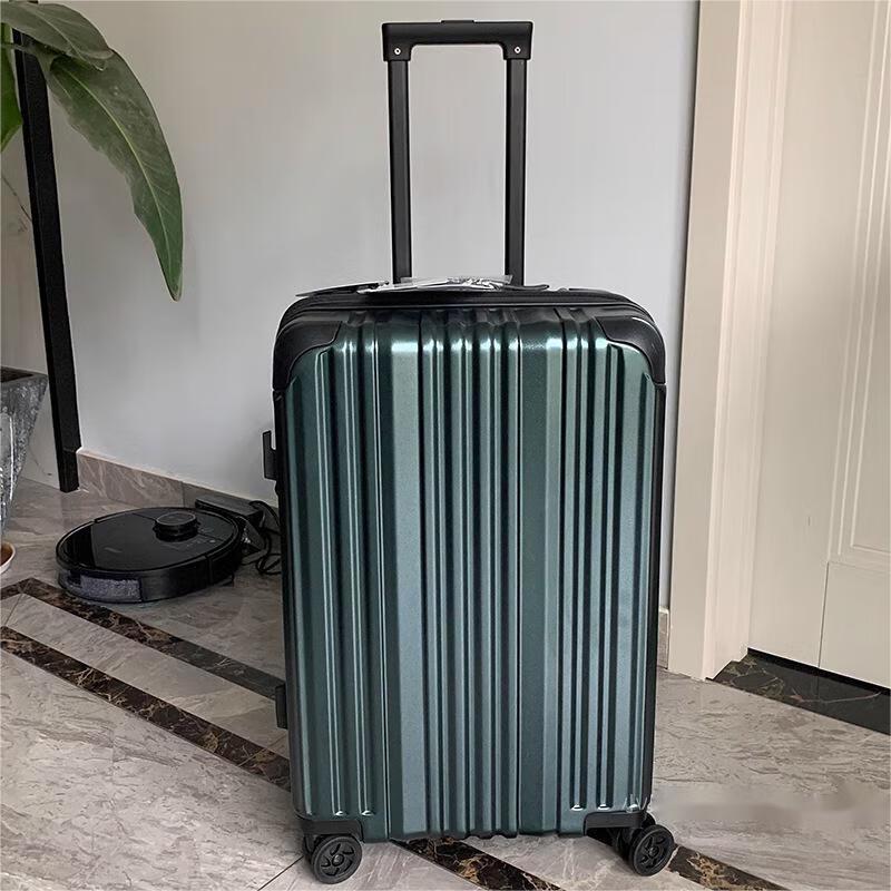 LONE WOLF PC Expandable Hardside Luggage 20 inch