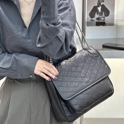 Top Layer Oil-tanned Cowhide Messenger Bag, Single-shoulder Women's Underarm Bag, Genuine Leather Large Capacity Chain-lined Bag with Diamond Pattern