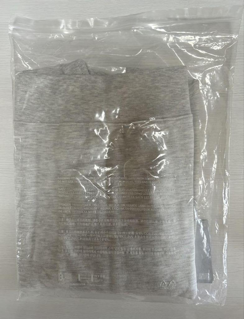 [USED] BTS McDonald's Collaboration Crew Neck Sweatshirt, Light Gray, Size L