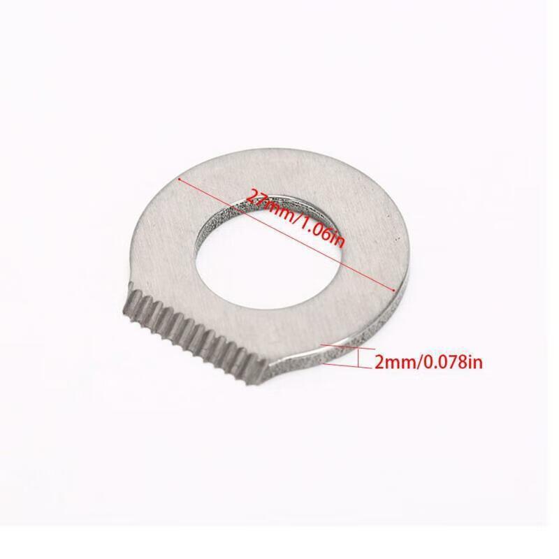 

Outdoor Multifunctional Flint Scraper Standard