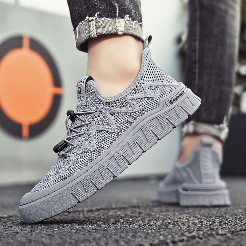 2025 summer new men's shoes breathable soft-soled casual shoes youth hollow non-slip fly-woven mesh sports trendy shoes