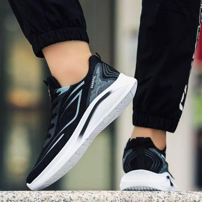 Nuove Sneakers da Uomo in Maglia Traspirante, Moda Versatile Sportive Casual Atletiche per l'Uso Quotidiano
