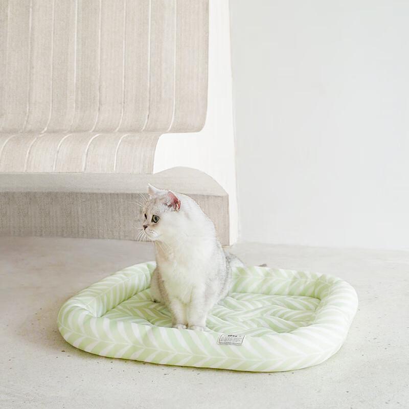 ZEZE Wavy Cooling Pet Bed