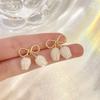 Vita Tulpanformade Akrylörhängen för Kvinnor GuldFärgad Rosett Topp Eleganta Bröllopsfest Örhängen boucle d'oreille