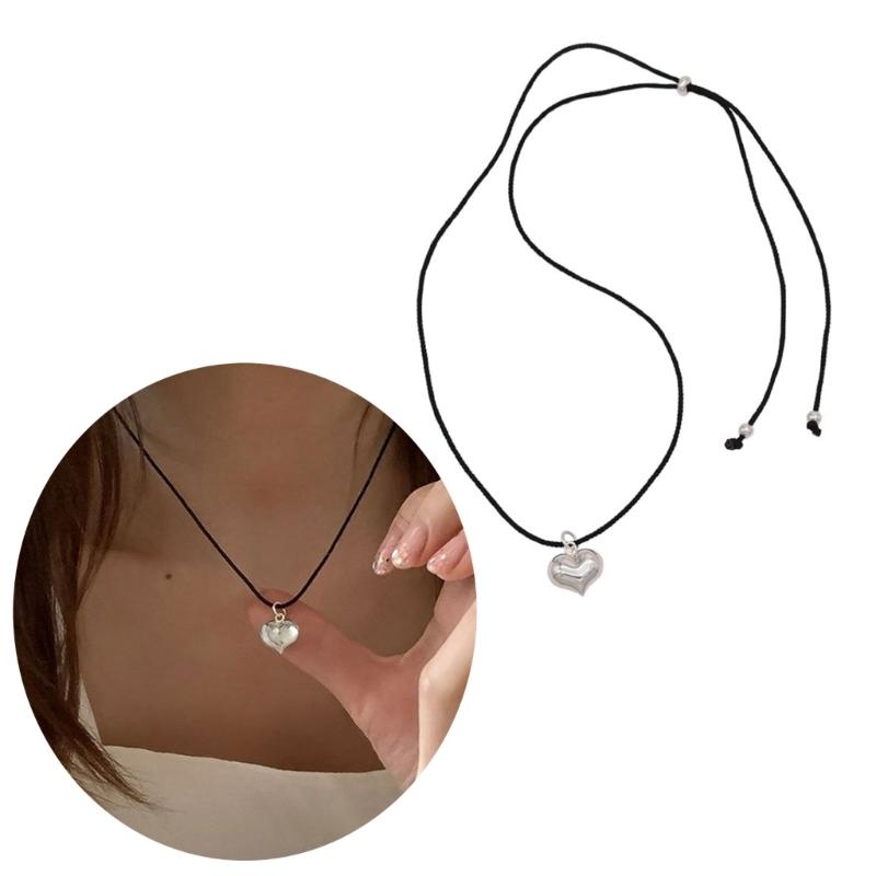 Fashion Trend Niche Sense Love Pendant Collarbone Chain Temperament Simple Cold Wind Adjustable Black Rope Necklace