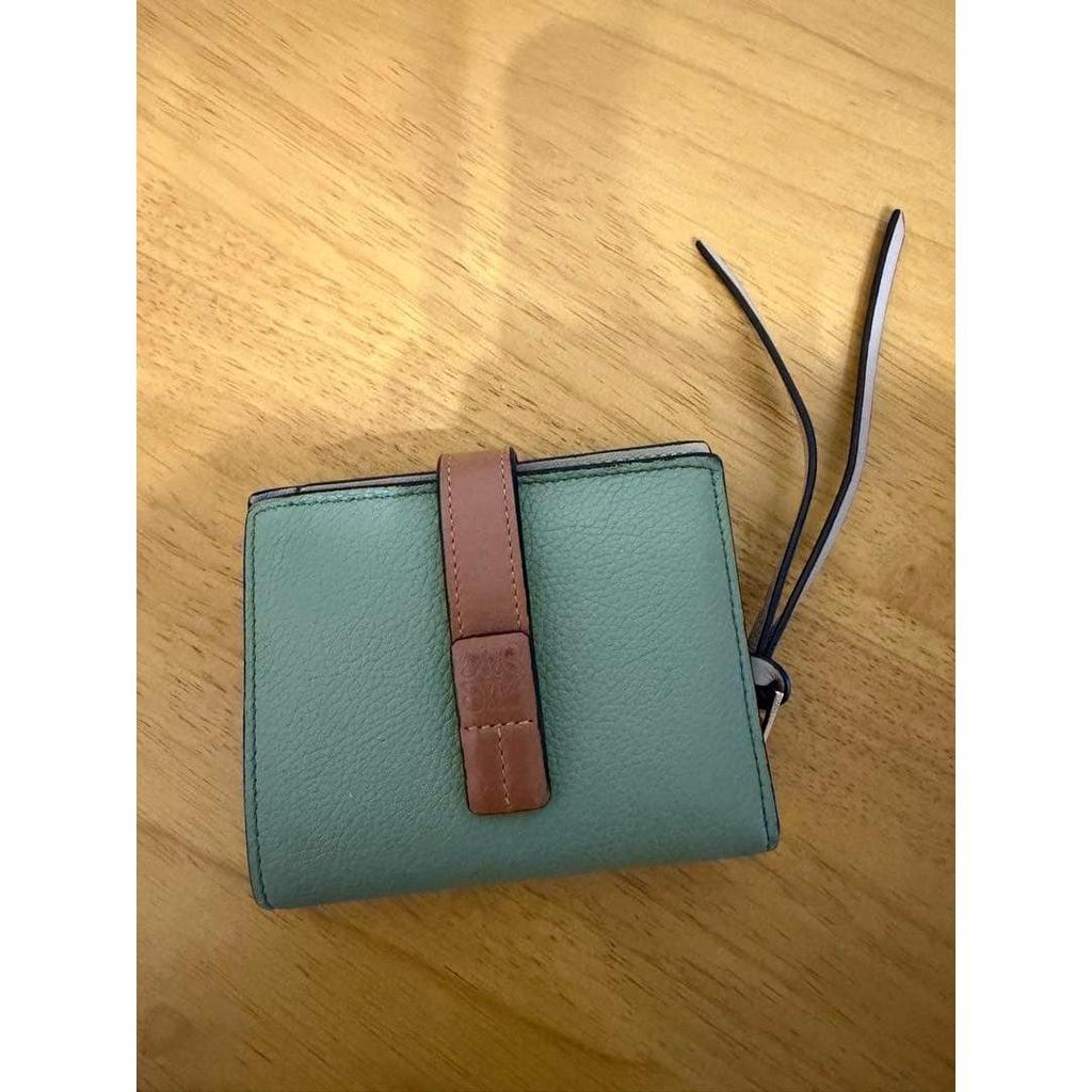 Used Wallet Women's Bifold LOEWE Genuine Leather Trifold