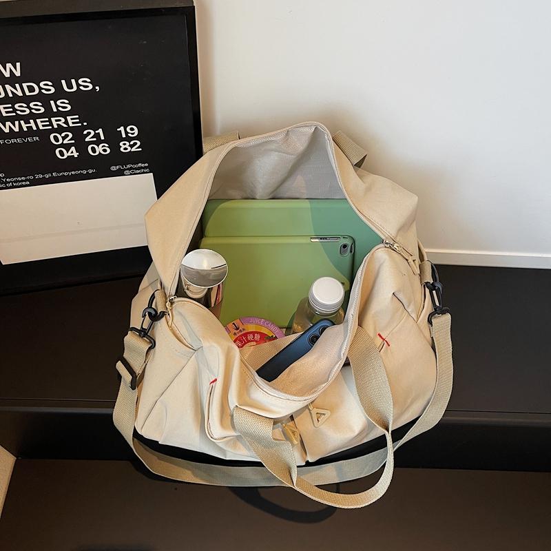 Large Capacity Fitness Bag Multi-Pocket Commuter Shoulder Crossbody Bag Short Travel Duffel Bag