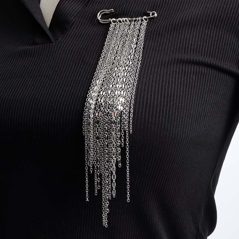 New Exaggerated Metal Chain Pendant Tassel Brooch for Women Man Handmade Personality Charm Trousers Shortened Pins Rock Jewelry