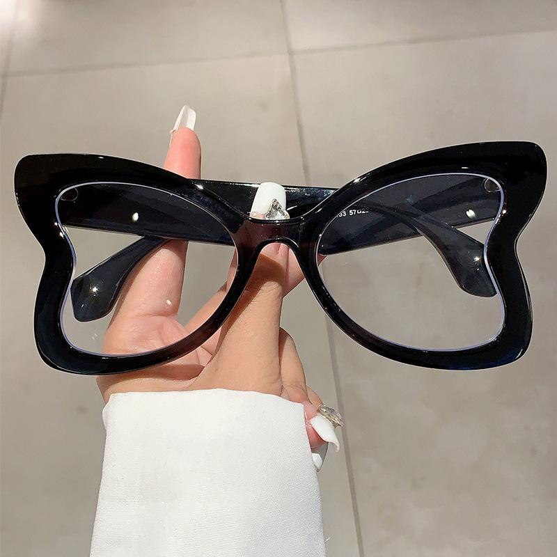 Oversized Butterfly Sunglasses Women For Female Fashion Luxury Brand Designer Vintage Punk Popular Big Frame Sun Glasses UV400