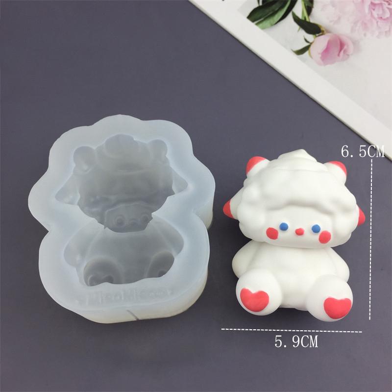 Cute Sheep Silicone Mold Non-Stick Heat Resistant Reusable Mould for Homemade Candle Making DIY Craft Gifts
