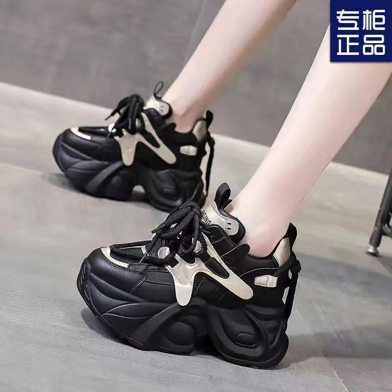Wear Resistant Sports Shoes with Increased Height for Women 2024 New Spring/autumn Versatile Shopping and Leisure Shoes