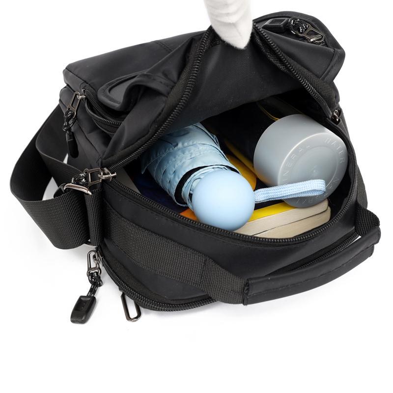 Borsa a Spalla Quadrata Sportiva da Uomo - Borsa a Tracolla Resistente a Lati Morbidi Stile College con Tasche Multifunzionali
