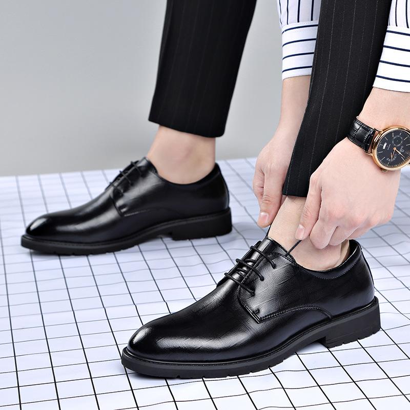 Four seasons men's shoes autumn men's leather shoes workplace dress leather shoes fashion wedding shoes business leather shoes velvet cotton shoes