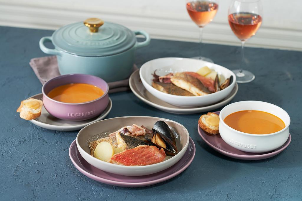 Le Creuset Flora Bowl, 550ml, Nutmeg, Heat-Resistant, Microwave- and Oven-Safe, Oven-Safe [Official Japanese Product]