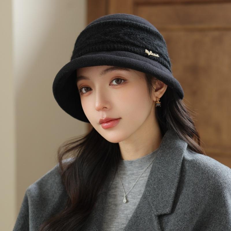 New knitted basin hat women autumn and winter thickened warm bucket hat retro versatile face little mother hat women