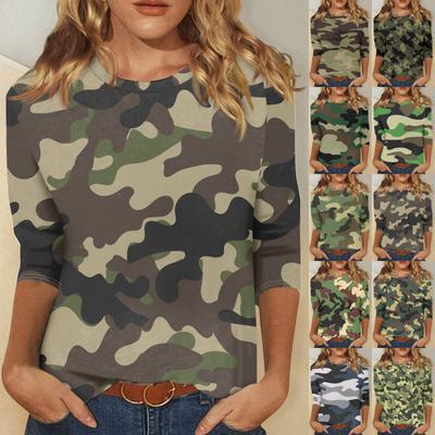 Camiseta de cuello redondo con estampado de camuflaje y mangas siete para mujer