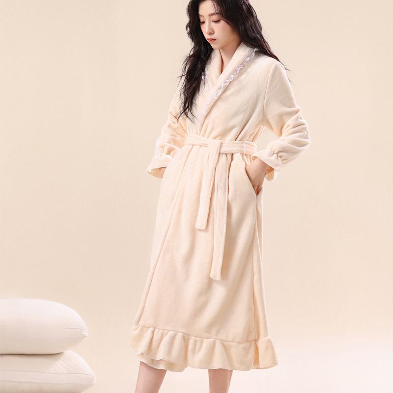 Damen Flanell Bademantel in Übergröße - Warm, Sexy, Mittellang, Homewear für Herbst & Winter