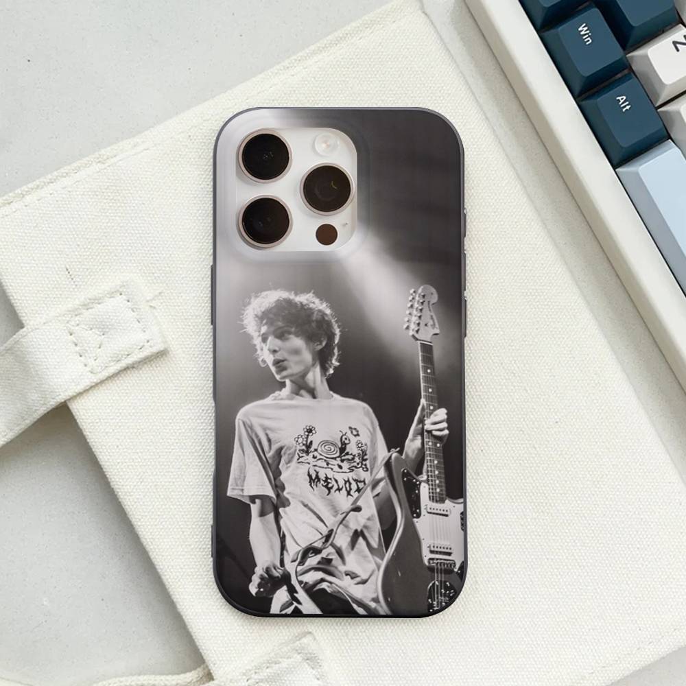 Finn Wolfhard Actor Singer For iPhone 17 16 15 Plus Pro Max 12 14 Plus 11 13 Wave Corrugated Stripe Funda Phone Cover