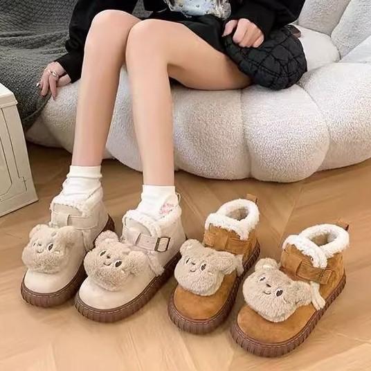 Cute furry thickened warm snow boots women's winter 2025 new plush bread cotton shoes women.