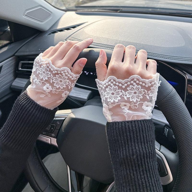 Female Dress Pleated Ruffles Horn Cuffs White Embroidery Floral Lace Fake Sleeves Double Layer Sweater Wristband
