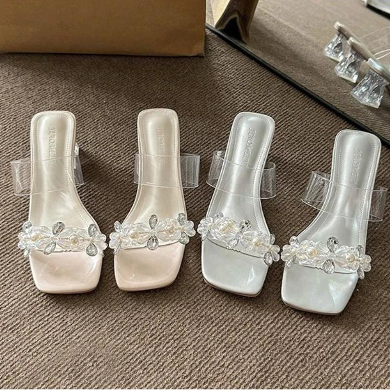 2024 Summer New Square Head Solid Color Transparent Sexy Crystal Heels for Wearing Comfortable Oversized Slippers for Women