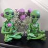 Zen and Yoga Alien Statue Couple Meditation Alien Resin Statuette Ornament