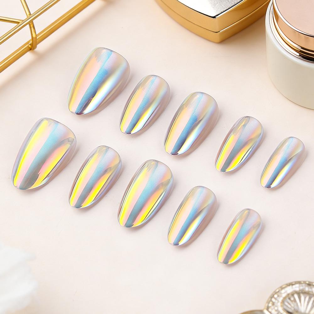 Iridescent Powder Blue Aurora Cat Eye Press-On Nails (32 Pieces) - Almond-Shaped, Skin-Brightening, Detachable.