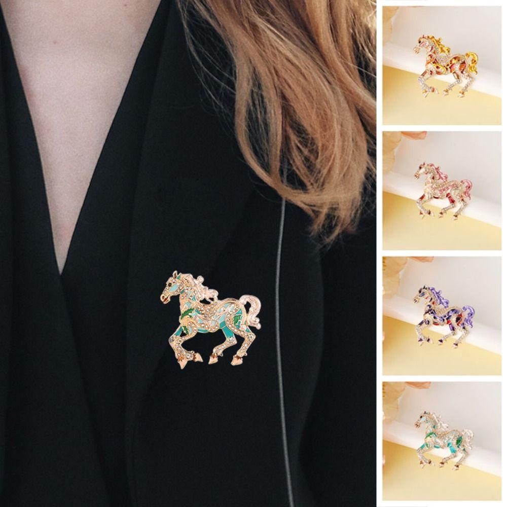 Metal Enamel Horse Brooch Pin Sparkling Mascot Horse Lapel Pin Zodiac Horse Brooch  New Year Gifts