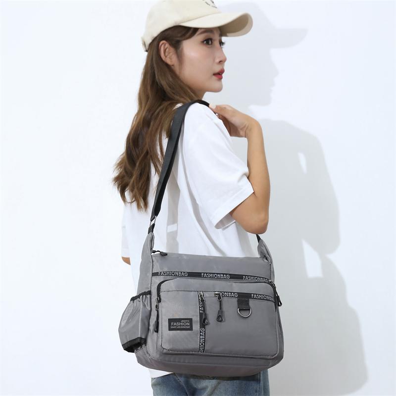 Men's Large Capacity Crossbody Bag Waterproof Shoulder Bag Business Travel Bag