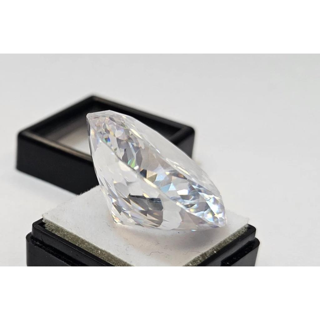 Round Cut Cambodia White Zircon 135+ Ct VVS Certified Loose Gemstone