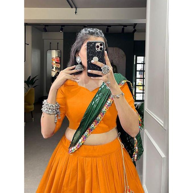 Damen Spezielles Rayon Baumwolle Lehenga Mit Gotta Patti Touch Navratri Special Alle Lehenga Choli ,Unstitched Bluse