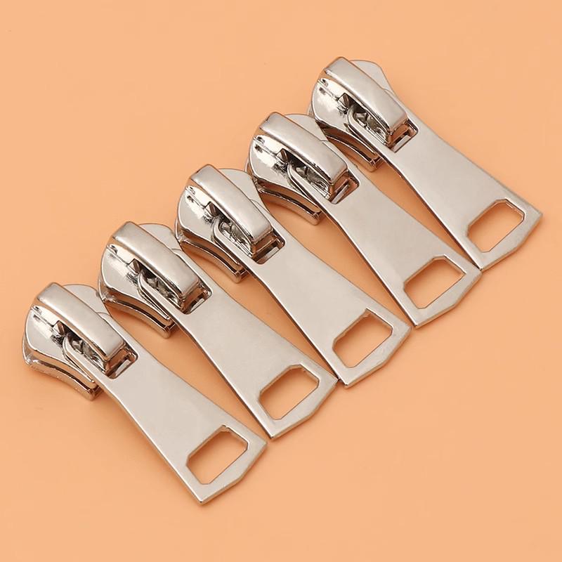 

Универсальный набор для ремонта головки металлической молнии: Заменяет Нет. 5 и нет. 8 головок молний из смолы