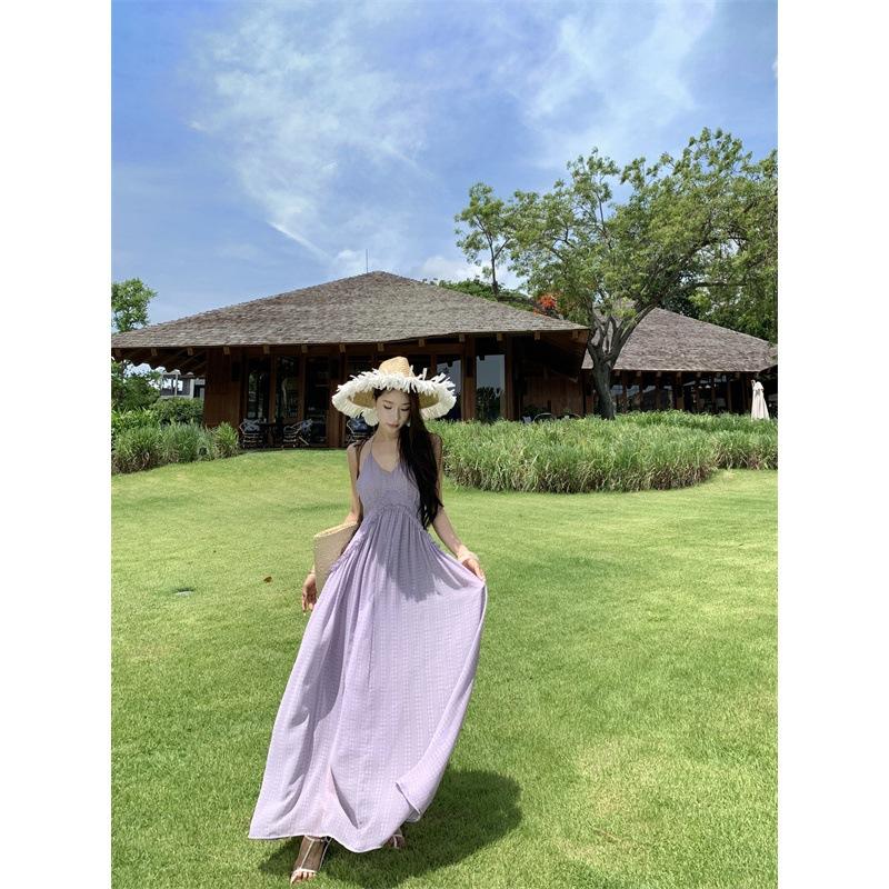 New holiday style purple backless neck dress, spring and summer Thailand travel photo good-looking long dress woman