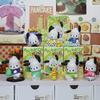 Sanrio Pochacco Jít do školy Kreslená Anime Figurka Panenka Model Ozdobit Akční figurky Koníčky Dětské hračky Vánoční dárek