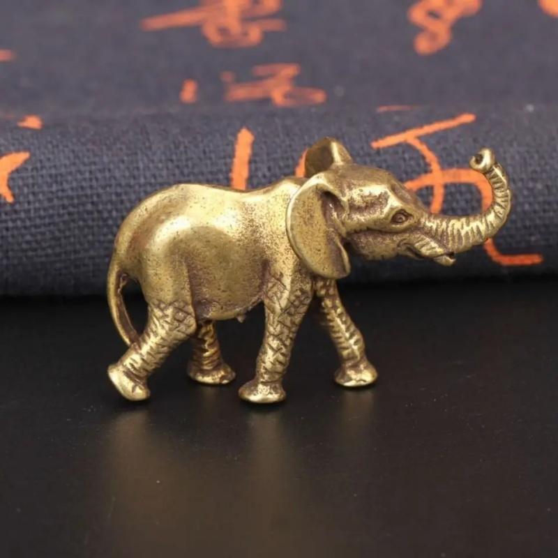 Creative Bronze Sculpture Mini Elephant Statue Tea Pet Dining Table Decoration Animal Crafts Home Decoration Living Room