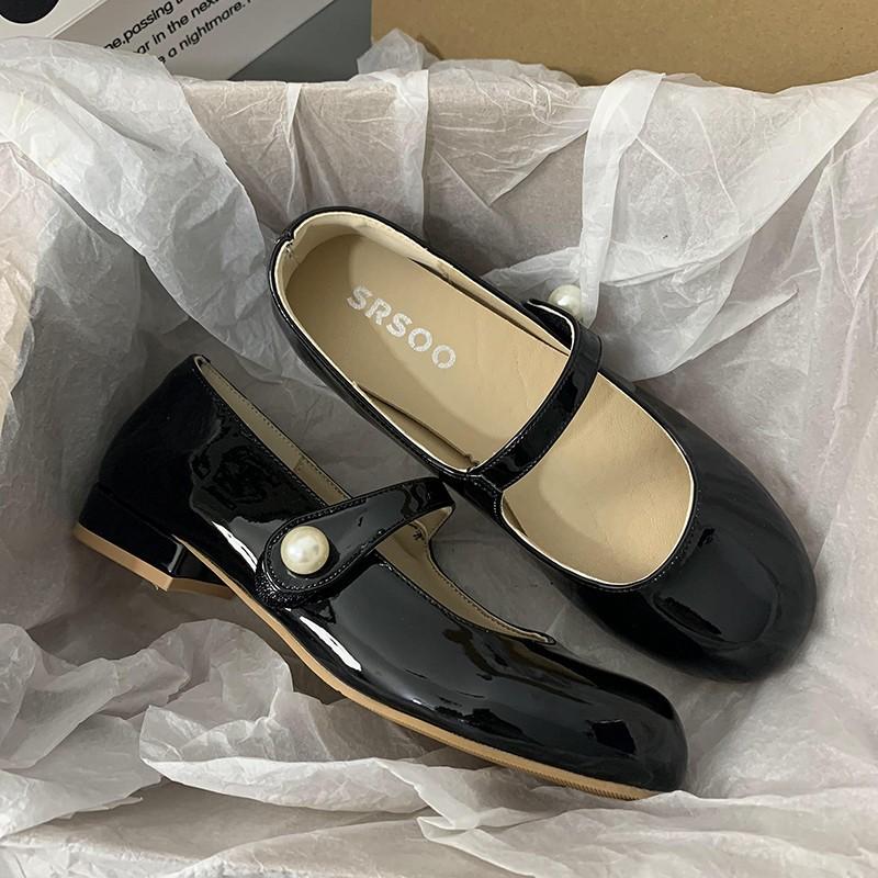 French retro round head flat bottom shallow mouth single shoes women's 2025 new summer versatile skirt soft sole Mary Jane shoes