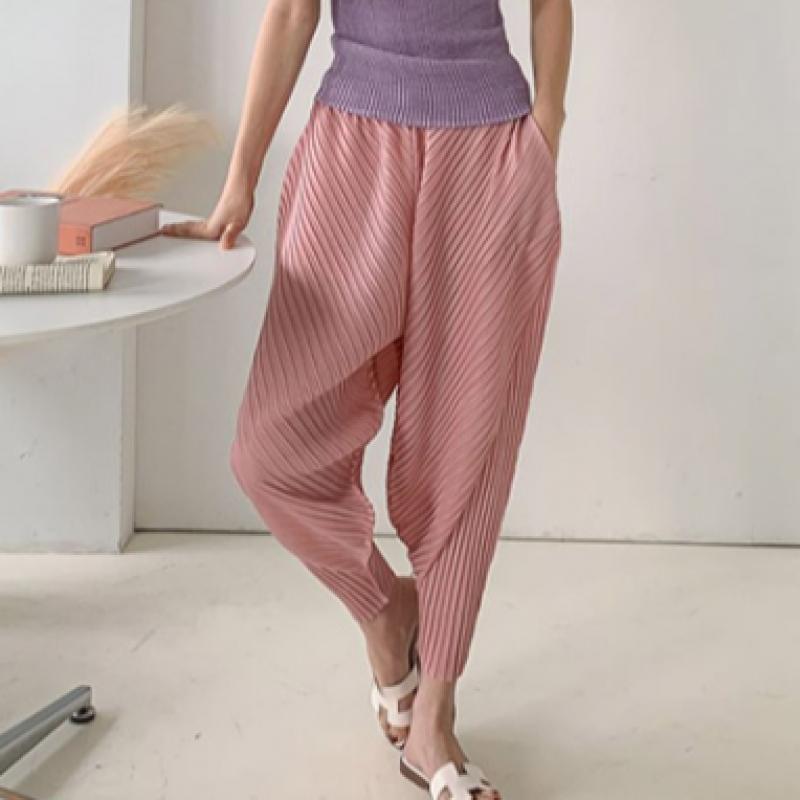 Shop   Women Tricot Diagonal Pleats Baggy Pants Mocha Ble Wpt 3106