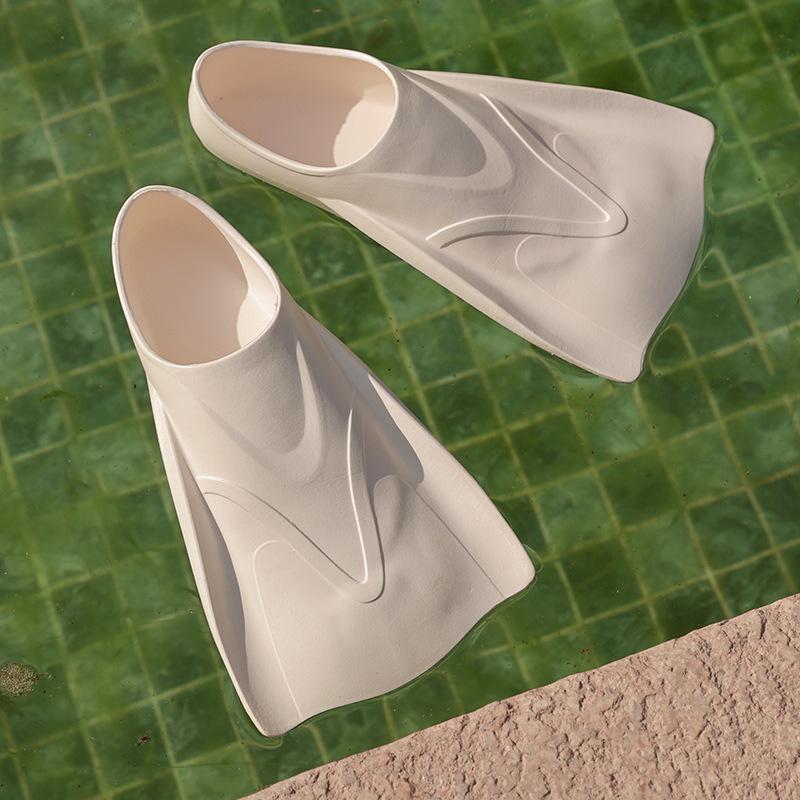 New Men's and Women's Freestyle Special Swim Fins Adult Professional Training Equipment Short Fins Breaststroke Duck Foot Board