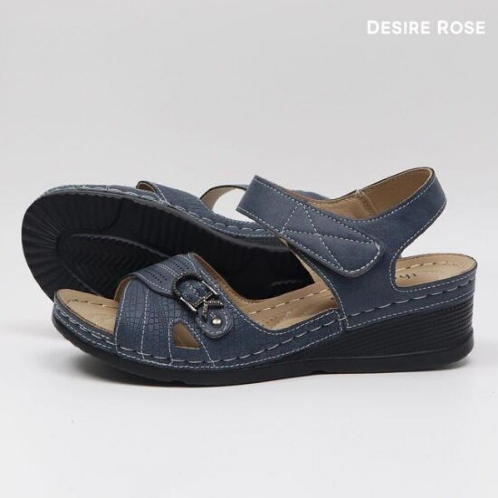 Desire Rose Women D Buckle sanDals 4cm