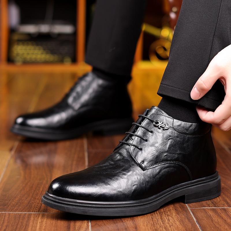 Fashion 2025 Business Formal Wool and Cotton Shoes for Men Solid Color Fashion Casual Leather Shoes Male High Top Warm Platform Shoe Man