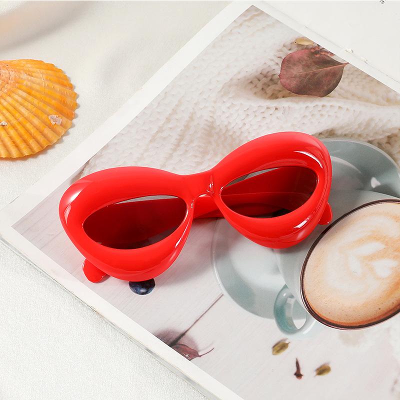 

3-12 Years Cat Eye Sunglasses Lip-Shaped Sun Glasses for Girls Boys New Fashion Punk Sunglass Children Y2K Funny Trendy Eyewear 3-12 Years old красный