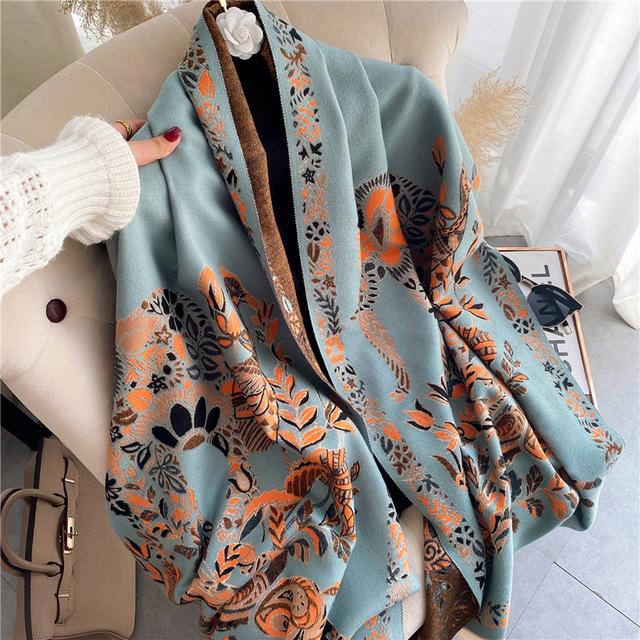 Luxusní kašmírový šátek Zimní Dámské Šály Pašmína Teplá Deka Zábaly Dámská šátek Foulard Bandana Značka Silný potisk šátky