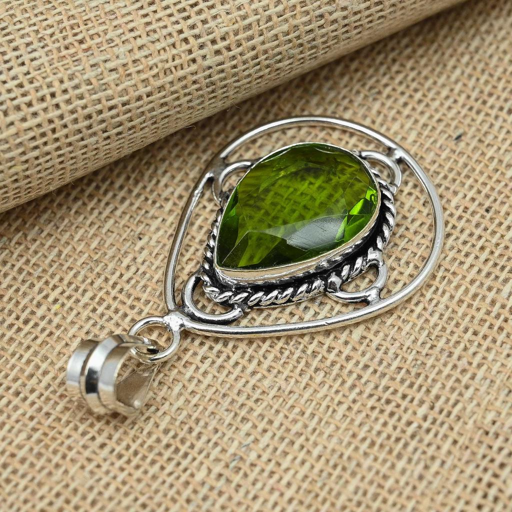 Peridot Gemstone 925 Sterling Silver Handmade Jewelry Excellent Pendant For Women Gift