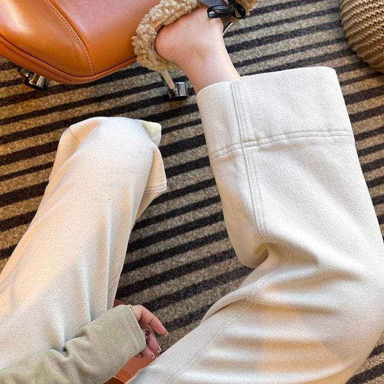 Apricot Velvet Straight Leg Jeans - Women s Loose High Waist Slimming Wide Leg Pants (2026 Autumn Collection) XL (120-128 jin)