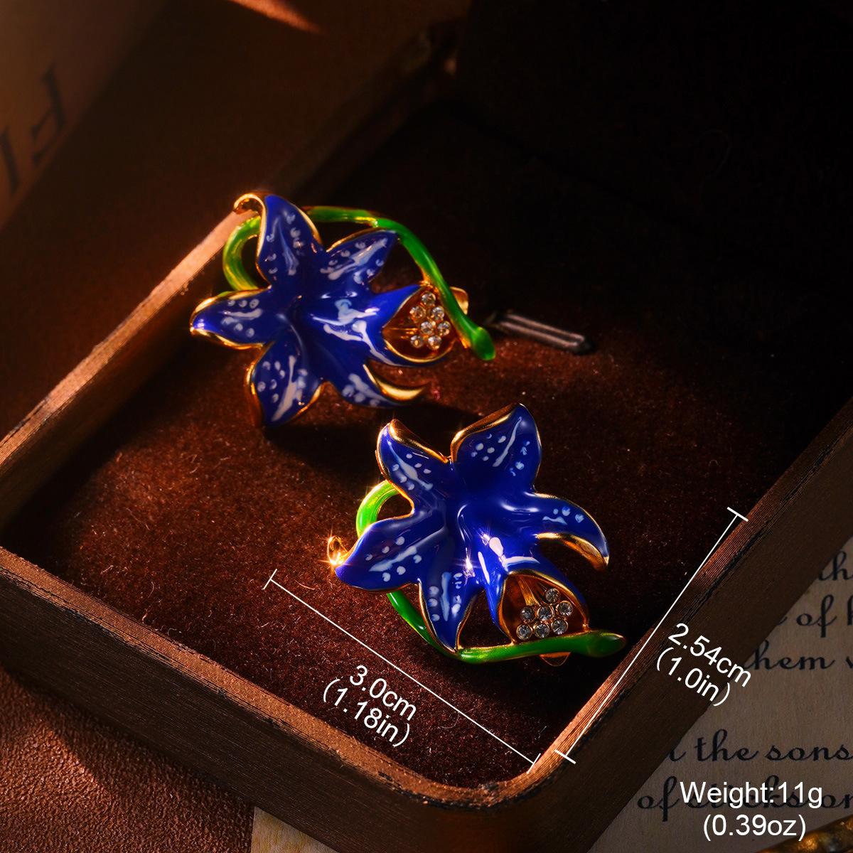Retro flower love earrings natural pearl oil painting series niche female stud earrings geometric high-end earrings