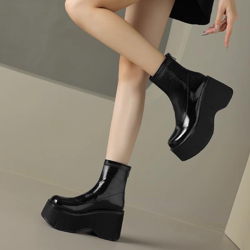 Super high-heeled black Martin boots for women, small thick-soled muffin soles increase height and versatility 2025 new Martin boots for women