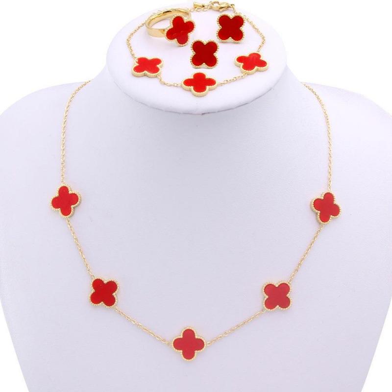 Four-leaf Clover Shell Titanium Steel Necklace Bracelet Earrings Ring and Other Jewelry Four-piece Set