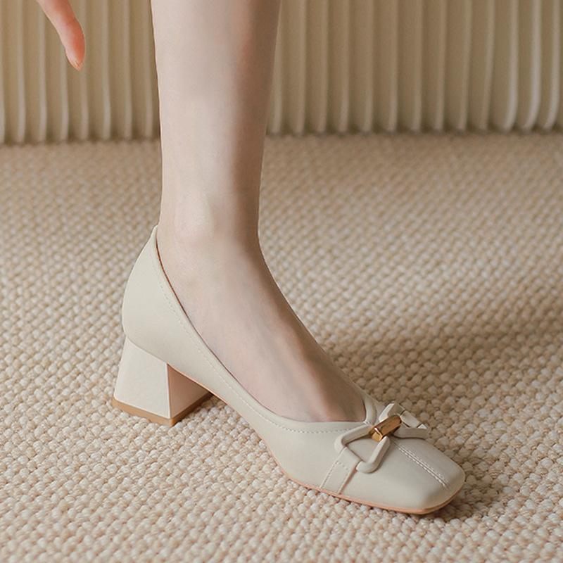 

thick heel medium heel single shoes women s spring and autumn new Korean version fashion square head shallow mouth high heel women s shoes 34