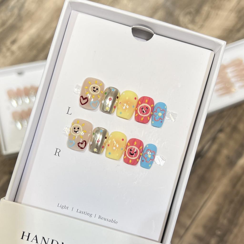 Dopamine Cute Hand-painted Cartoon Manicure Short Wear Nail Pure Handmade